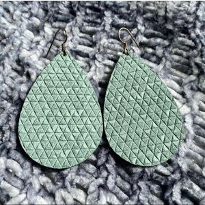 Sage green tear drop leather dangle earrings NWT